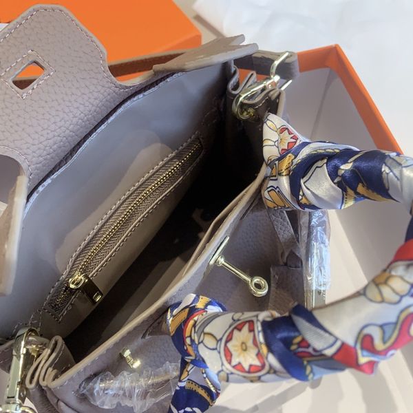 woman mini birkin tote cute bags genuine leather small handbags designer crossbody bag hasp with gold hardware 8 colors
woman mini birkin tote cute bags genuine leather small handbags designer crossbody bag hasp with gold hardware 8 colors
