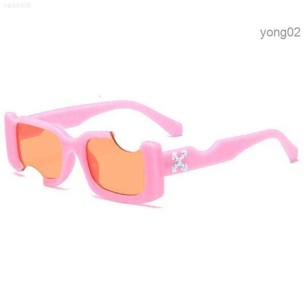 sunglasses hip-hop square women men off notch hole design white sun glasses blue ladies vintage shados eyewear uv protection t2201295 980q, White;black
sunglasses hip-hop square women men off notch hole design white sun glasses blue ladies vintage shados eyewear uv protection t2201295 980q, White;black