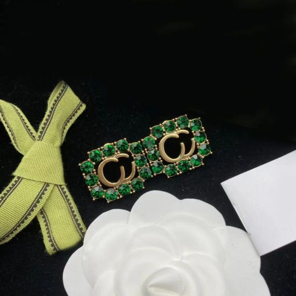new style stud earrings fashion luxury brand designer rhinestone brass letters wedding party valentine's day christmas gift excellent q, Golden;silver
new style stud earrings fashion luxury brand designer rhinestone brass letters wedding party valentine's day christmas gift excellent q, Golden;silver