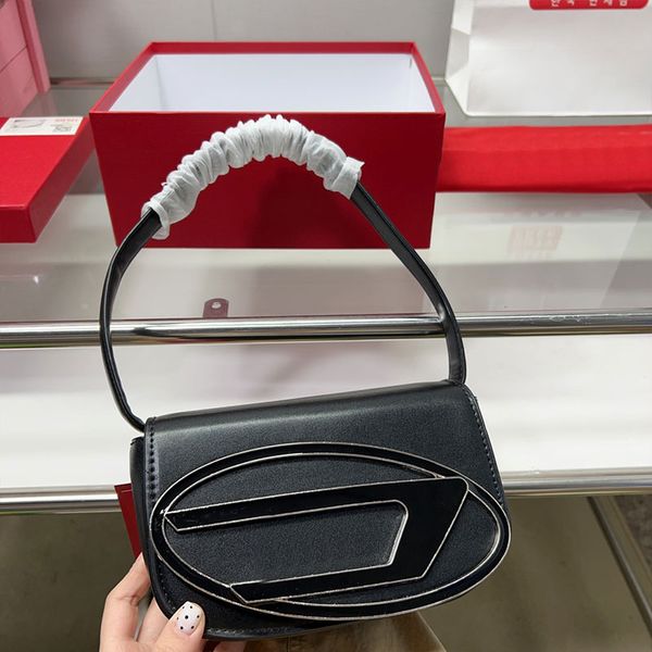 women shoulder bag fashion handbags purse genuine leather magnetic button multiple colors underarm flap package designer small tote bags
women shoulder bag fashion handbags purse genuine leather magnetic button multiple colors underarm flap package designer small tote bags