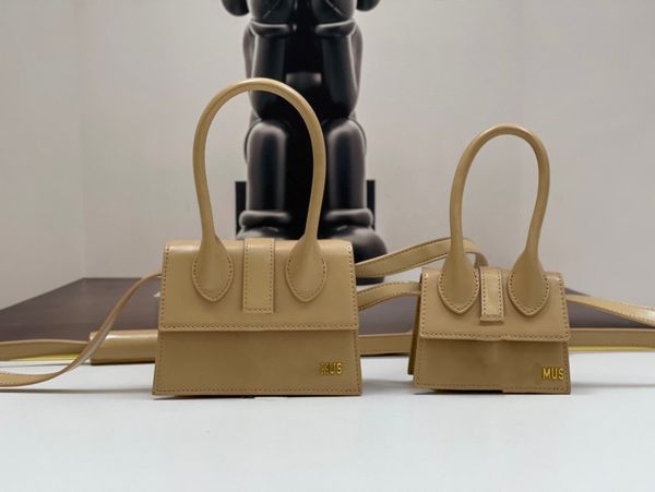 fashionable jacqu classic leather shoulder bag for women's retro flip bag designer metal buckle opening luxury bag id luxury_bag1588
fashionable jacqu classic leather shoulder bag for women's retro flip bag designer metal buckle opening luxury bag id luxury_bag1588