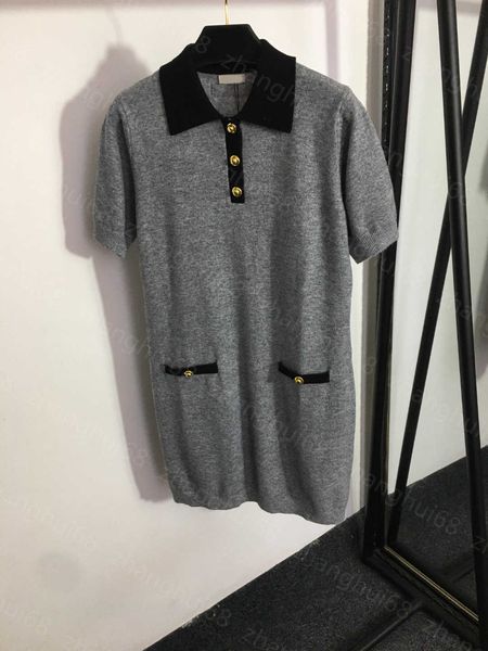 23ss women dresses summer dress womens designer clothing new cashmere knitted dress with gold button polo neck and short sleeve womens cloth, Black;gray
23ss women dresses summer dress womens designer clothing new cashmere knitted dress with gold button polo neck and short sleeve womens cloth, Black;gray