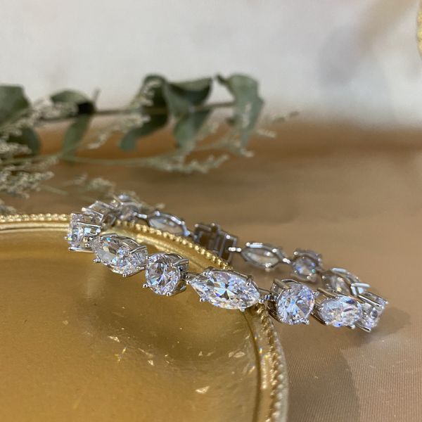 handmade moissanite diamond bangle bracelet 100% real 925 sterling silver wedding bracelets for women men charm party jewelry, Golden;silver 
handmade moissanite diamond bangle bracelet 100% real 925 sterling silver wedding bracelets for women men charm party jewelry, Golden;silver