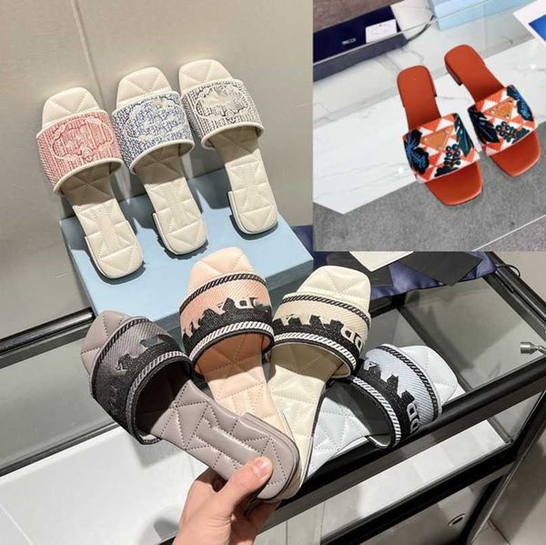 triangolo jacquard flat slide slippers multicolors embroidery pra sandals women summer mule logo sandal embroidered letter floral triangle b, Black
triangolo jacquard flat slide slippers multicolors embroidery pra sandals women summer mule logo sandal embroidered letter floral triangle b, Black
