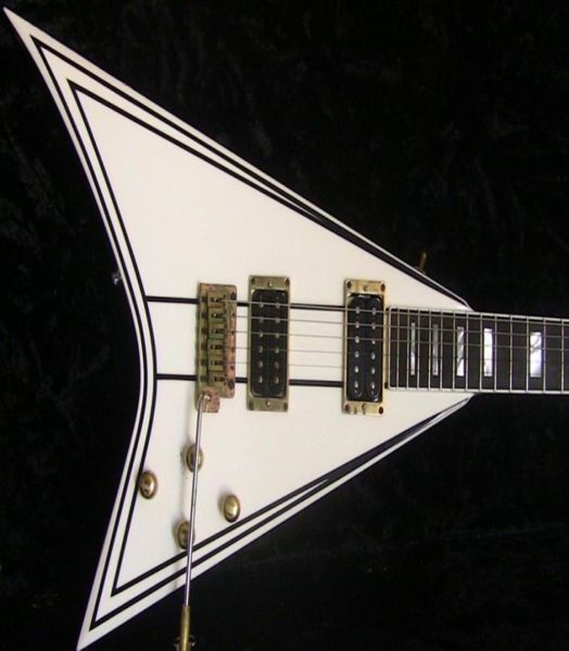 randy rhoads rr 1 black pinstripe white flying v electric guitar gold hardware block mop inlay tremolo bridge whammy bar4696208
randy rhoads rr 1 black pinstripe white flying v electric guitar gold hardware block mop inlay tremolo bridge whammy bar4696208