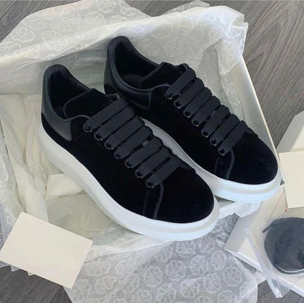 black genuine leather platform trainers luxury designer shoes men's white leathers sneakers women men outdoor casual sports flat traine
black genuine leather platform trainers luxury designer shoes men's white leathers sneakers women men outdoor casual sports flat traine