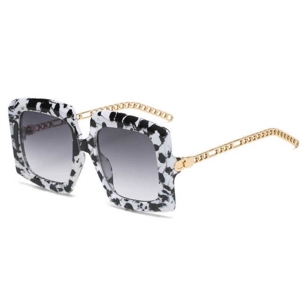 frames fan gg's same style large frame fashion sunglasses for female drivers individualized street pgraphy sunvisor trend, White;black
frames fan gg's same style large frame fashion sunglasses for female drivers individualized street pgraphy sunvisor trend, White;black