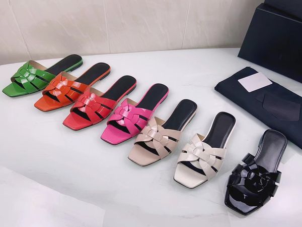 designer flat sandals hollowed out breathable slippers patent leather luxury open-toed flip-flops for women, Black
designer flat sandals hollowed out breathable slippers patent leather luxury open-toed flip-flops for women, Black