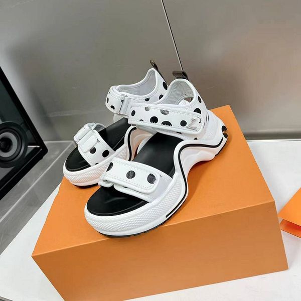 fashion women's sandals 2023 channel luxury brand letter logo summer women's high heels men's casual student flats 013-09, Black
fashion women's sandals 2023 channel luxury brand letter logo summer women's high heels men's casual student flats 013-09, Black