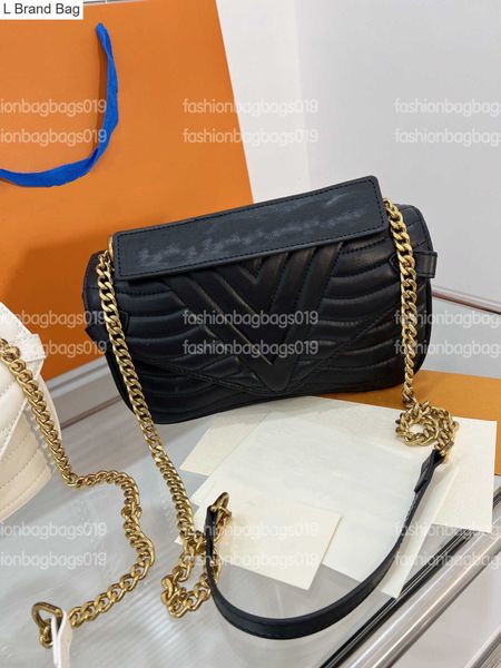 l brand bag new wave chain pochette designer bag m63929 smooth cowhide leather wave-pattern quilting and a rainbow-colored cross body mini b, Black
l brand bag new wave chain pochette designer bag m63929 smooth cowhide leather wave-pattern quilting and a rainbow-colored cross body mini b, Black
