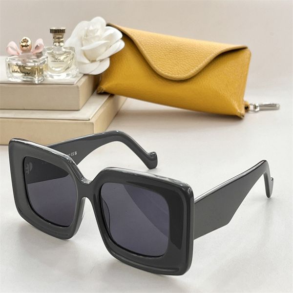 luxury designer funky sunglasses designers for men and women 40104 style anti-ultraviolet full frame glasses with box, White;black
luxury designer funky sunglasses designers for men and women 40104 style anti-ultraviolet full frame glasses with box, White;black
