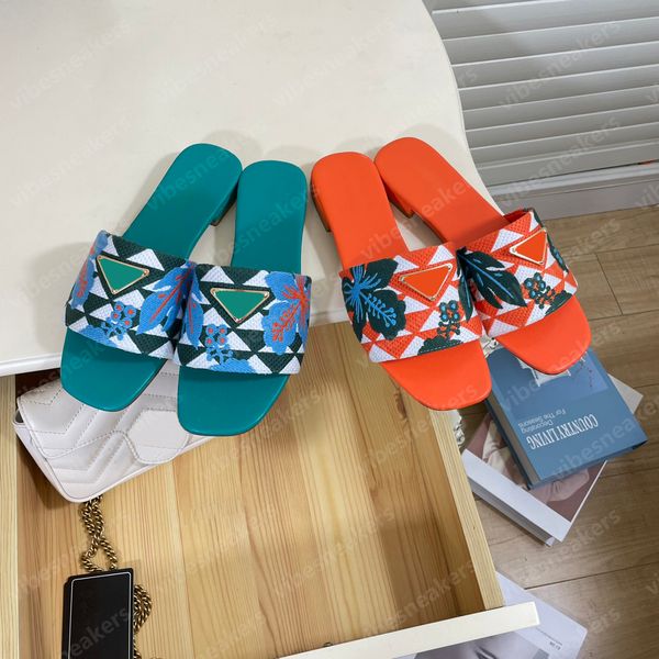 women designers slipper sandals flat slides flip flops summer genuine triangle leather outdoor loafers bath shoes beachwear slippers black w
women designers slipper sandals flat slides flip flops summer genuine triangle leather outdoor loafers bath shoes beachwear slippers black w