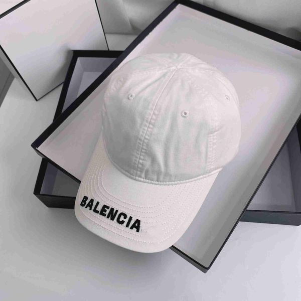 designer luxury brand balencagia the correct version of home b is the new paris wash denim baseball cap ins letter embroidery fashion brand, Blue;gray
designer luxury brand balencagia the correct version of home b is the new paris wash denim baseball cap ins letter embroidery fashion brand, Blue;gray