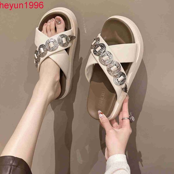 solid color versatile comfortable casual 2023 spring/summer new round head straight matsuke flat bottom metal decorative slippers, Black
solid color versatile comfortable casual 2023 spring/summer new round head straight matsuke flat bottom metal decorative slippers, Black
