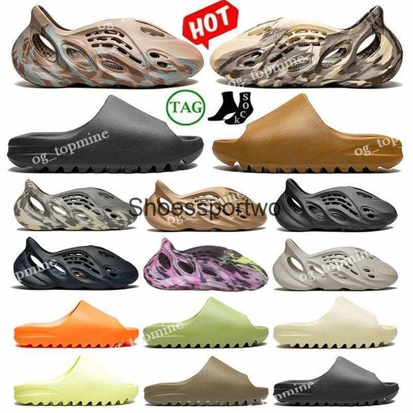 yeezzys designer slippers slide foam runner onyx glow green bone black blue pure resin orange soot rubber slipper sandals mens womens clog r
yeezzys designer slippers slide foam runner onyx glow green bone black blue pure resin orange soot rubber slipper sandals mens womens clog r