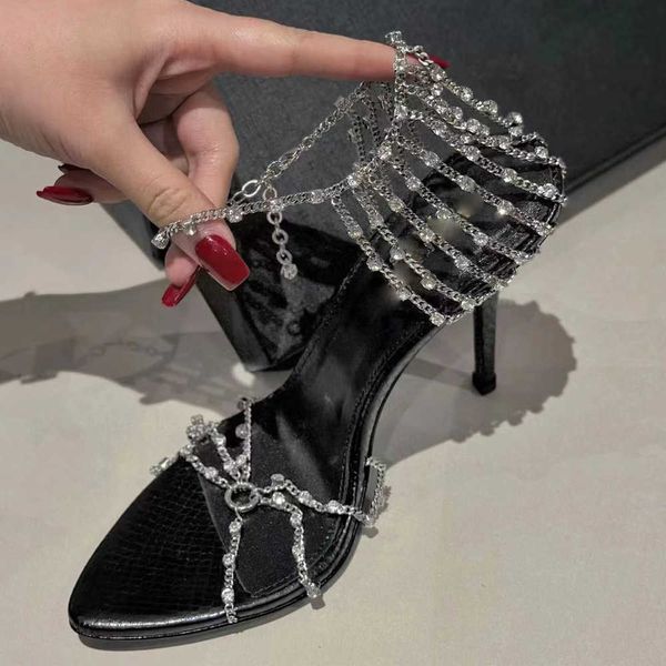 2023 new early spring open toe rhinestone chain hollow straight button sandals women's heel 230526, Black
2023 new early spring open toe rhinestone chain hollow straight button sandals women's heel 230526, Black