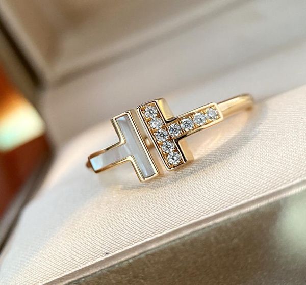 luxury designer rings men brand zirconia fashion rings style classic jewelry 18k gold plated rose wed whole adjustable women r3763337, Slivery;golden
luxury designer rings men brand zirconia fashion rings style classic jewelry 18k gold plated rose wed whole adjustable women r3763337, Slivery;golden