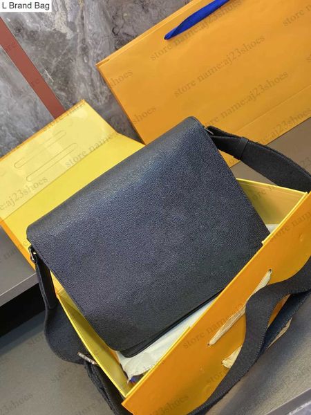 l brand bag district pm messenger bag outdoor luxurys designers bags purse wallet versatility men shoulder bags travel m45271 mm crossbody h, Black
l brand bag district pm messenger bag outdoor luxurys designers bags purse wallet versatility men shoulder bags travel m45271 mm crossbody h, Black