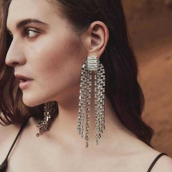 fashionable and personalized tassel zircon earrings niche style exaggerated full diamond long earrings women's ear, Golden
fashionable and personalized tassel zircon earrings niche style exaggerated full diamond long earrings women's ear, Golden