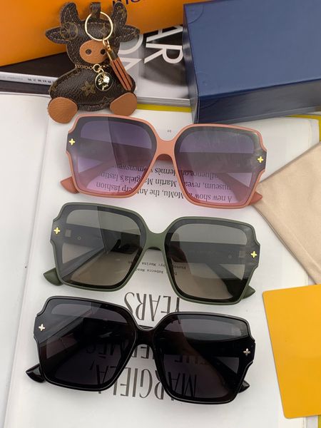 designer sunglasses men windproof sunglasses female letters large frame slim and uv resistant personality driving sunglasses men's fash, White;black
designer sunglasses men windproof sunglasses female letters large frame slim and uv resistant personality driving sunglasses men's fash, White;black