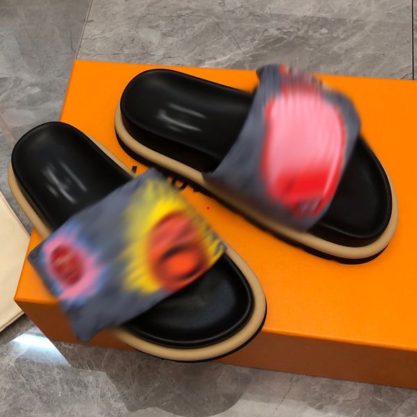 2023 fashion luxuries designers summer flat slipper sheepskin diamond lattice women designer sandals genuine leather shoes with box -197, Black
2023 fashion luxuries designers summer flat slipper sheepskin diamond lattice women designer sandals genuine leather shoes with box -197, Black