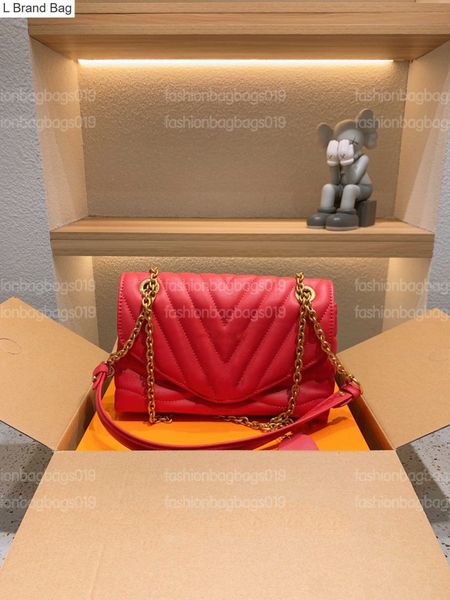 l brand bag m58552 purses designer shoulder bag quilting smooth cowhide leather magnetic brand lock new wave chain designers bag handbag, Black
l brand bag m58552 purses designer shoulder bag quilting smooth cowhide leather magnetic brand lock new wave chain designers bag handbag, Black
