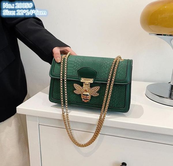 whole factory ladies shoulder bags sweet lady studded chain bag flip embossed leather handbag street trend crocodile mobile ph3823091
whole factory ladies shoulder bags sweet lady studded chain bag flip embossed leather handbag street trend crocodile mobile ph3823091