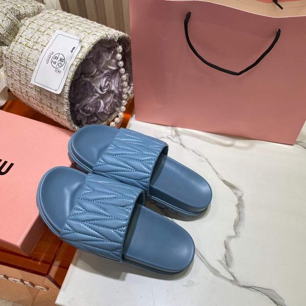 fashion women slippers sandals beach flats slip matelasse sliders italy delicate onyx resin platforms designer summer casuals slip-on novelt, Black
fashion women slippers sandals beach flats slip matelasse sliders italy delicate onyx resin platforms designer summer casuals slip-on novelt, Black