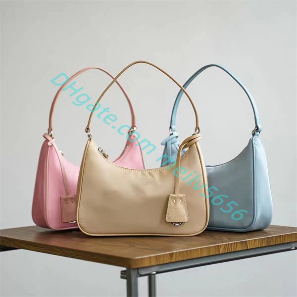 luxury designer handbags woman single shoulder bags womens totes luxury fashion totes chain nylon portable cross body purse clutch bags wall
luxury designer handbags woman single shoulder bags womens totes luxury fashion totes chain nylon portable cross body purse clutch bags wall
