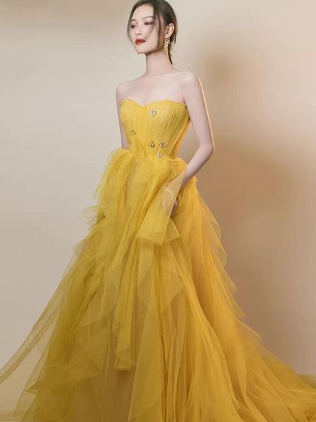gorgeous evening dresses long prom gowns yellow tulle sweep train strapless pleats, Black;red
gorgeous evening dresses long prom gowns yellow tulle sweep train strapless pleats, Black;red