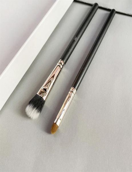 synthetic duo fibre eye shadow 287 multipurpose detailing makeup brushes 230s eyeshadow concealer highlighter cosmetics tool1216571
synthetic duo fibre eye shadow 287 multipurpose detailing makeup brushes 230s eyeshadow concealer highlighter cosmetics tool1216571