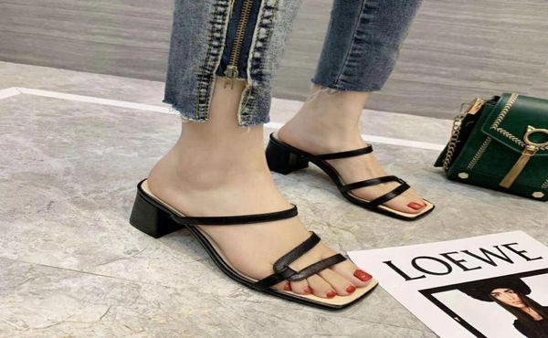 2020052603y black white strappy 5cm chunky heel slides sandals kitten calf grained leather8908303
2020052603y black white strappy 5cm chunky heel slides sandals kitten calf grained leather8908303