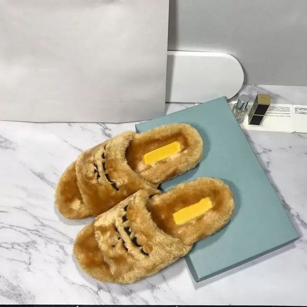 2023 designer fur slippers wool slides soft warm enameled triangle crossover fashion women shoes black white shoe lady sandals luxury
2023 designer fur slippers wool slides soft warm enameled triangle crossover fashion women shoes black white shoe lady sandals luxury