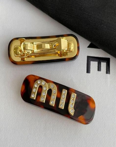 vintage rhinestone letter hair clip women letters barrettes for gift party fashion hair accessories 149490, Golden;silver
vintage rhinestone letter hair clip women letters barrettes for gift party fashion hair accessories 149490, Golden;silver
