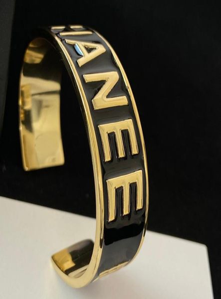 luxury designer elegant fashion women039s letter pendant bracelet wedding specially designed jewelry5909527, Golden;silver
luxury designer elegant fashion women039s letter pendant bracelet wedding specially designed jewelry5909527, Golden;silver