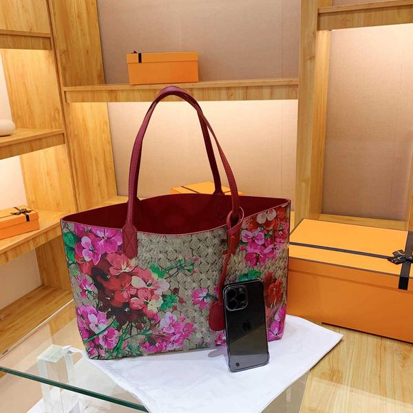 totes tote bag designer bags wallet fashion totes leather messenger shoulder handbag women high capacity composite shopping bagss old flower
totes tote bag designer bags wallet fashion totes leather messenger shoulder handbag women high capacity composite shopping bagss old flower