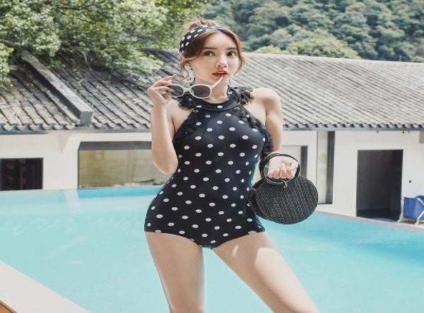 spring bathing suit chest gather cover belly thin white dot printed one piece black swimsuit6277138
spring bathing suit chest gather cover belly thin white dot printed one piece black swimsuit6277138