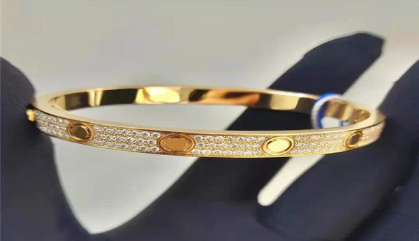 charm screw love bangle designer luxury bangle for men women couples lovers jewelry screw screwdriver three rows diamond7481844, Black
charm screw love bangle designer luxury bangle for men women couples lovers jewelry screw screwdriver three rows diamond7481844, Black