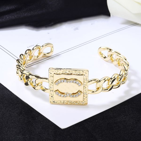 luxury bangle designer for women classic jewelry letter ccity woman men gold bracelets 87, Black
luxury bangle designer for women classic jewelry letter ccity woman men gold bracelets 87, Black