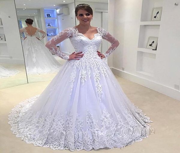 2017 bridal vintage wedding dresses long cap sleeve lace applique ball gown bridal gown cut out back watteau train sequin wedding 7104323, White
2017 bridal vintage wedding dresses long cap sleeve lace applique ball gown bridal gown cut out back watteau train sequin wedding 7104323, White