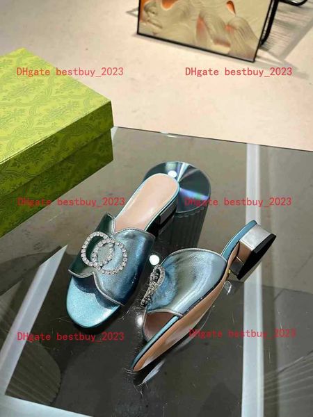 2023 summer fashion flat sandals women's vintage genuine leather flat shoes letter luxury rhinestone blue jelly anti slip open toe 35-4, Black
2023 summer fashion flat sandals women's vintage genuine leather flat shoes letter luxury rhinestone blue jelly anti slip open toe 35-4, Black