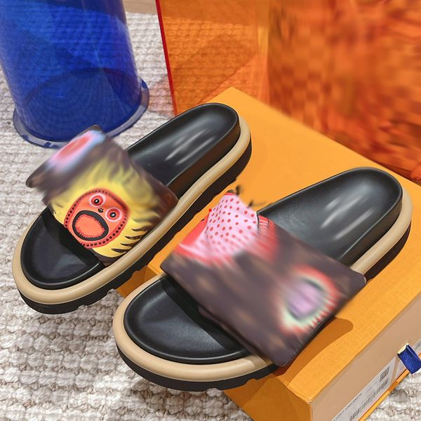 2023 fashion luxury designer leather ladies sandals summer flat shoes fashion beach women slippers drag 35-40 sandales summer slides -221, Black
2023 fashion luxury designer leather ladies sandals summer flat shoes fashion beach women slippers drag 35-40 sandales summer slides -221, Black