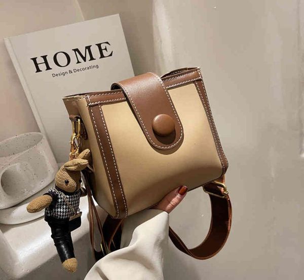 bags handbags 2022 color matching personalized fashion puppet rabbit pendant small square wide shoulder belt single messenger1547600, Black;red
bags handbags 2022 color matching personalized fashion puppet rabbit pendant small square wide shoulder belt single messenger1547600, Black;red