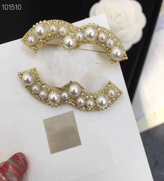 fashion pin pearl brooches for men and women party wedding lovers gift designer engagement jewelry for bride with flannel bag2571814, Gray
fashion pin pearl brooches for men and women party wedding lovers gift designer engagement jewelry for bride with flannel bag2571814, Gray