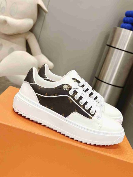 casual shoes time out sneaker platform calf leather embossed bleu white denim designer shoes patchwork trainers rubber flat outsole, Black
casual shoes time out sneaker platform calf leather embossed bleu white denim designer shoes patchwork trainers rubber flat outsole, Black