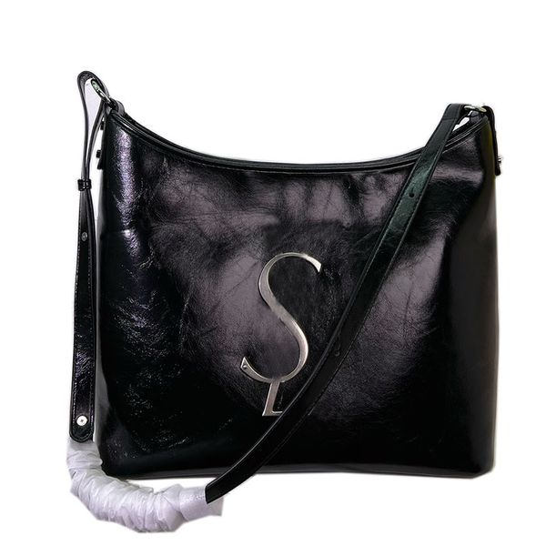 oil wax leather women designer maxi tote bag large aged silver letter metal hardware casual shoulder cross body handbag high capacity cool l
oil wax leather women designer maxi tote bag large aged silver letter metal hardware casual shoulder cross body handbag high capacity cool l