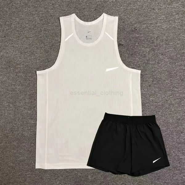 mens tracksuits tech set designer tracksuit shirts shorts two-piece womens fitness suit n print quick drying breathable sportswear designer, Gray
mens tracksuits tech set designer tracksuit shirts shorts two-piece womens fitness suit n print quick drying breathable sportswear designer, Gray
