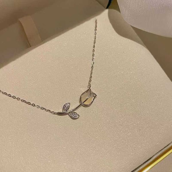 pendant necklaces europe and the united states fashion luxury small tulip necklace female personality temperament simple girlfriend collar c, Silver
pendant necklaces europe and the united states fashion luxury small tulip necklace female personality temperament simple girlfriend collar c, Silver