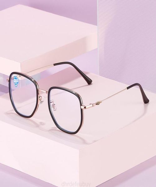 2022 chrome men039s the new anti blue light glasses and women039s large frame ferrule optical can be equipped with myopia he3697198, Silver
2022 chrome men039s the new anti blue light glasses and women039s large frame ferrule optical can be equipped with myopia he3697198, Silver