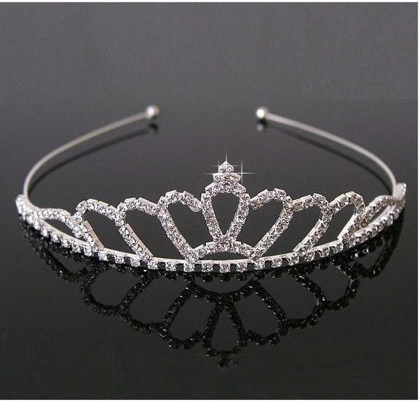 headpieces beautiful shiny crystal bridal tiara party pageant plated crown hairband wedding accessories3631860, Silver
headpieces beautiful shiny crystal bridal tiara party pageant plated crown hairband wedding accessories3631860, Silver